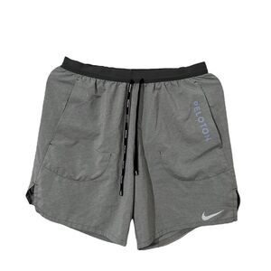 Nike x Peloton 7" Flex Stride Shorts EUC